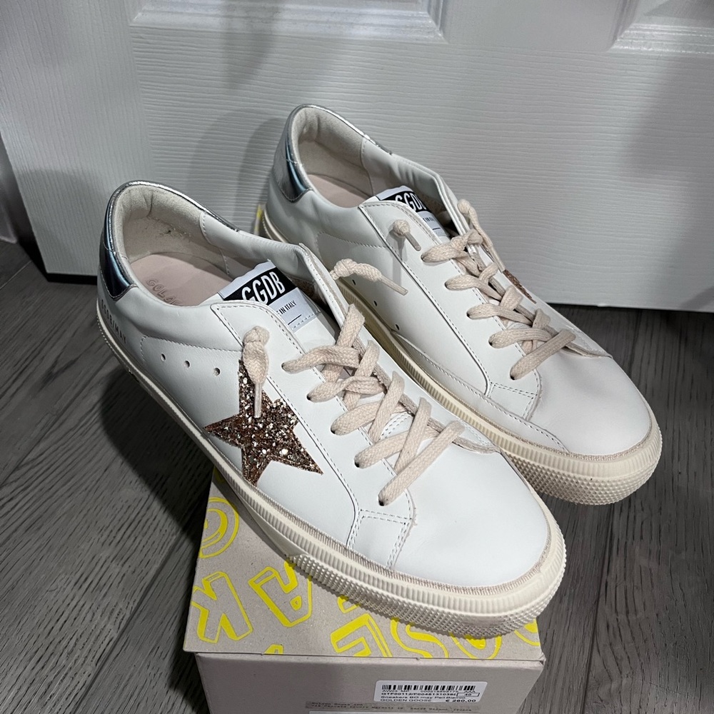 NWT Golden Goose sneakers
